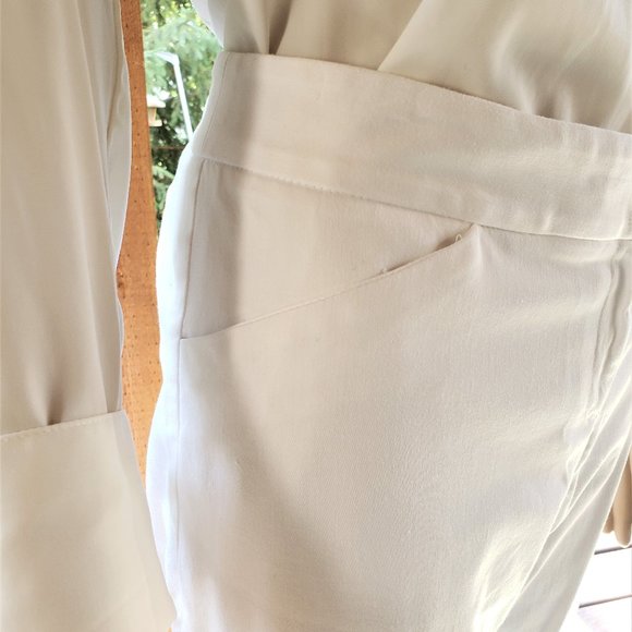 LAUNDRY by SHELLI SEGAL, White cropped boyfriend style khakis, Size: 10 - Picture 7 of 12